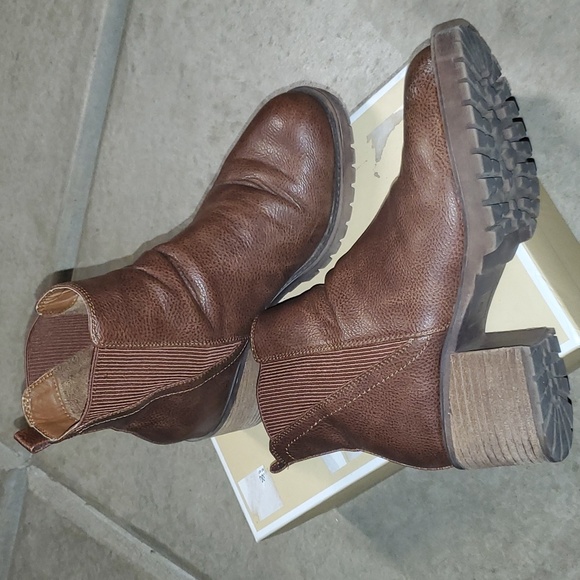 Beautiful booties leather - Picture 3 of 15